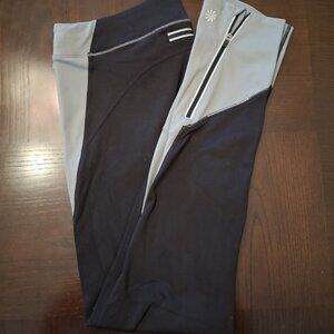 Athleta Cropped Leggings - Women’s Size M